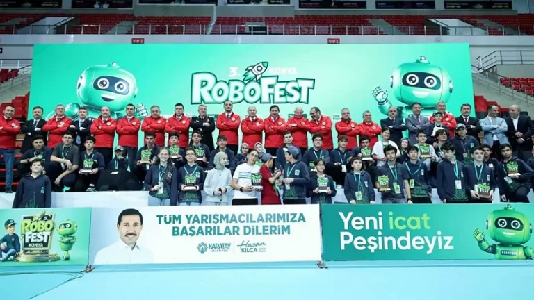 Konya’da robotlar yarıştı, gençler kazandı: ROBOFEST’te büyük final