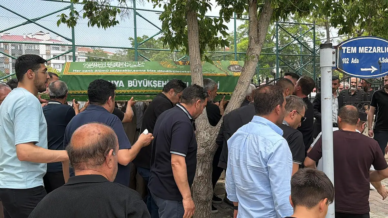 Konya’da boşanma aşamasındaki eşi tarafından vurulan Yüksel Sarıkaya toprağa verildi